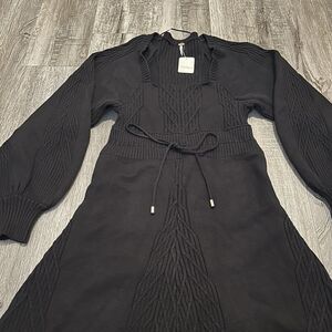 Free people Sz L emmaline cable knit balloon sleeve sweater Open Back dress Blk